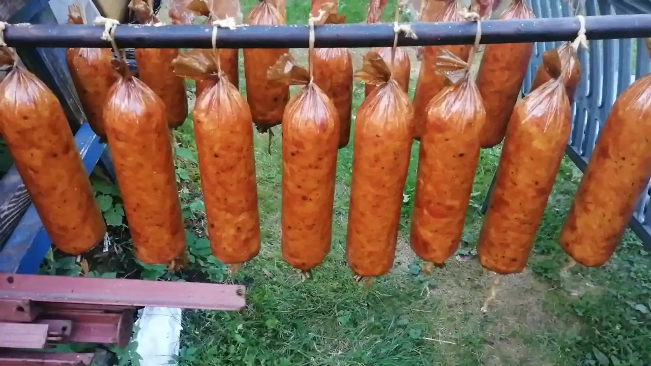 Kiełbasa kanapkowa domowa